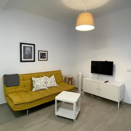 아파트 A Sunlit Haven, In Canarias